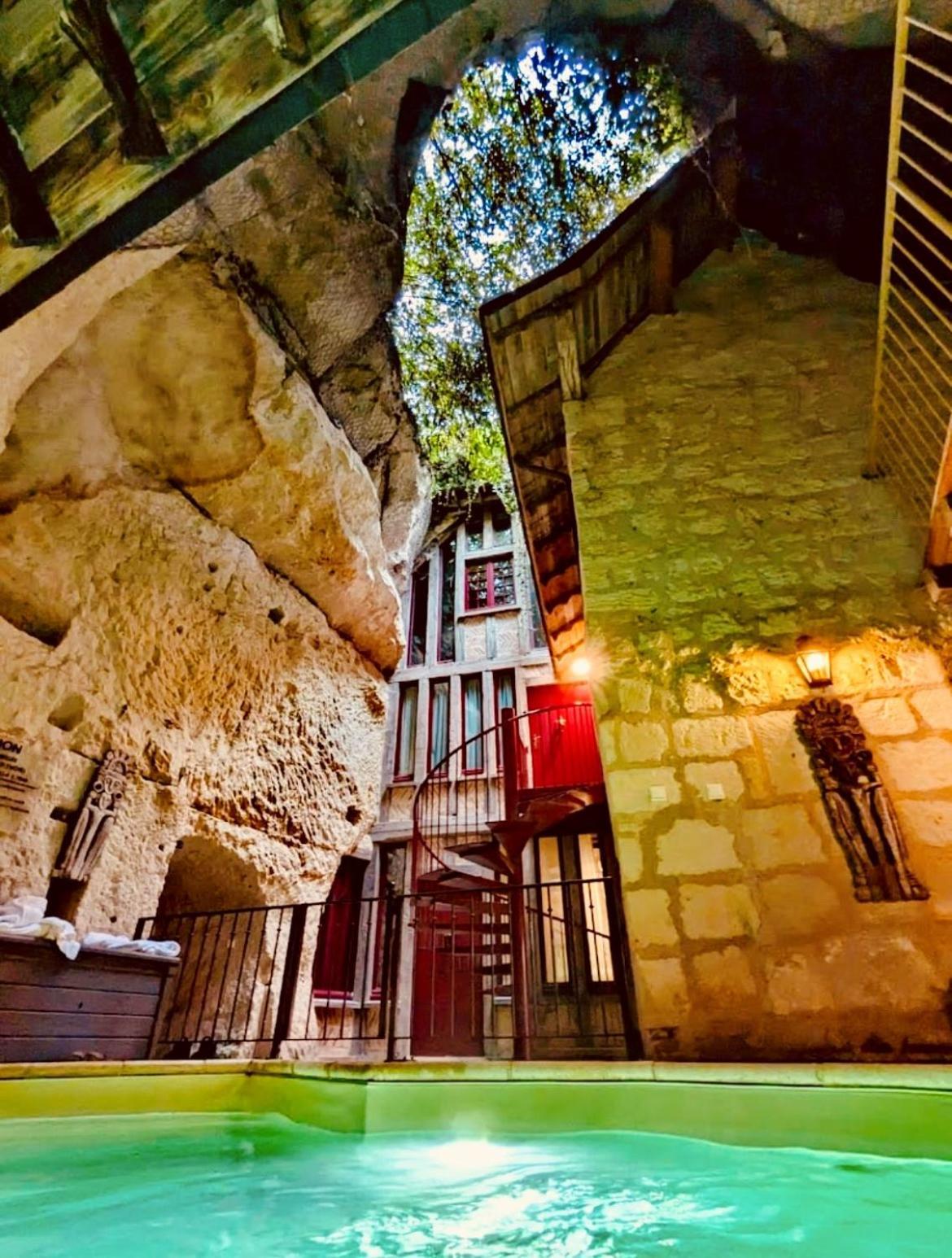 Logis Demeure De La Vignole Hotel Turquant Exterior foto